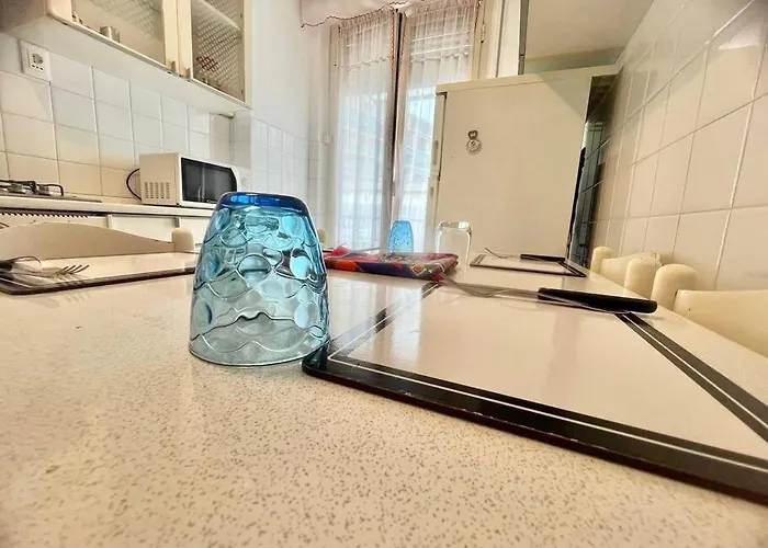 Lägenhet Massa 221 - *