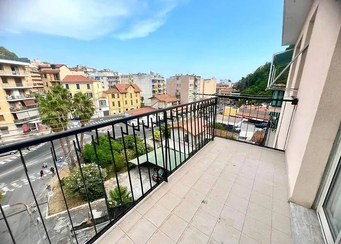 Massa 221 - Lägenhet Sanremo